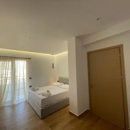 Hotell Kozi *
