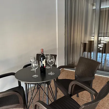 Hotell Kozi Sarandë