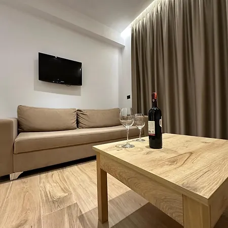 Kozi Hotell Sarandë