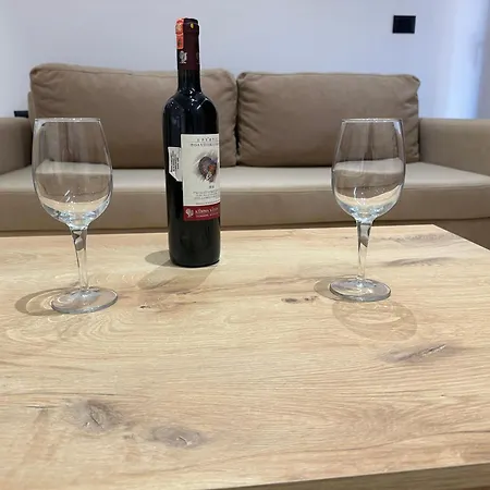 Kozi Hotell Sarandë