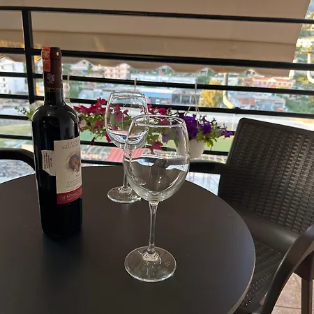 Hotell Kozi Sarandë