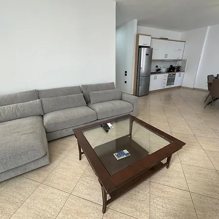 Kozi Hotell Sarandë