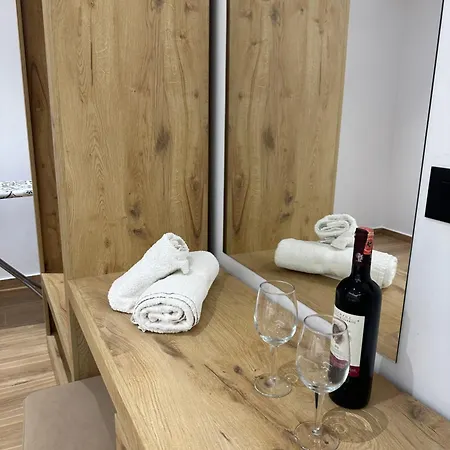 Kozi * Σαράντα